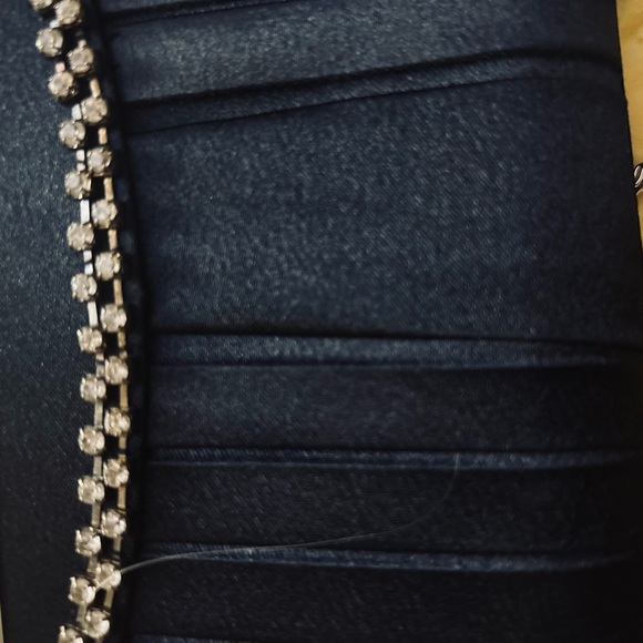 Bijoux Terner ELEGANT Rhinestone Accent Kiss Lock Evening Bag - Picture 6 of 8